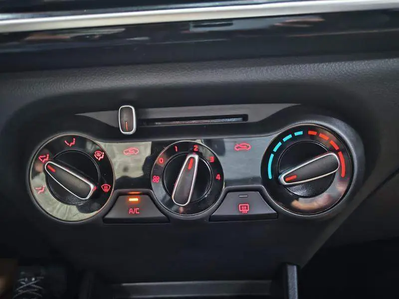 Yipao 2021 1.4L CVT Fun Edition — 12