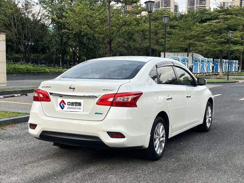 Sylphy 2018 1.6XV CVT Premium Edition — 6