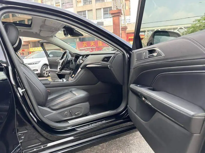Taurus 2019 EcoBoost 245 Premium Edition — 20