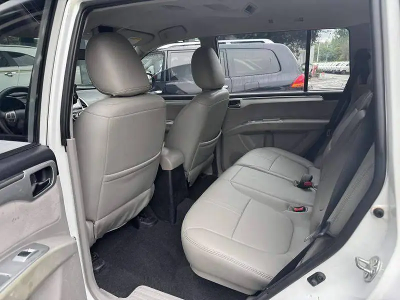 Pajero Sport 2013 3.0L Automatic 4WD Executive Edition — 13