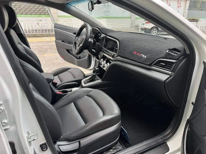Leading 2019 1.5L CVT Intelligent Elite — 6