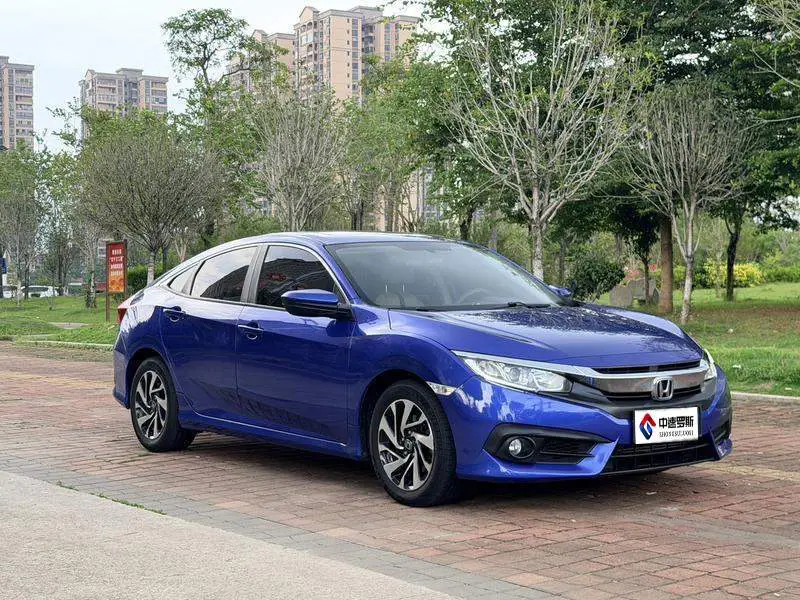 Civic 2016 220TURBO CVT Deluxe Edition — 3