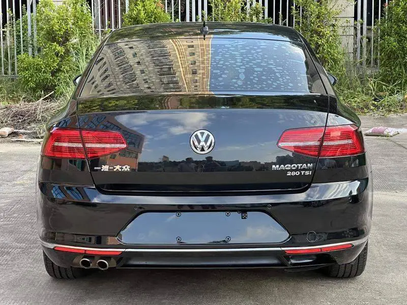 Magotan 2018 280TSI DSG Enjoy Edition — 3