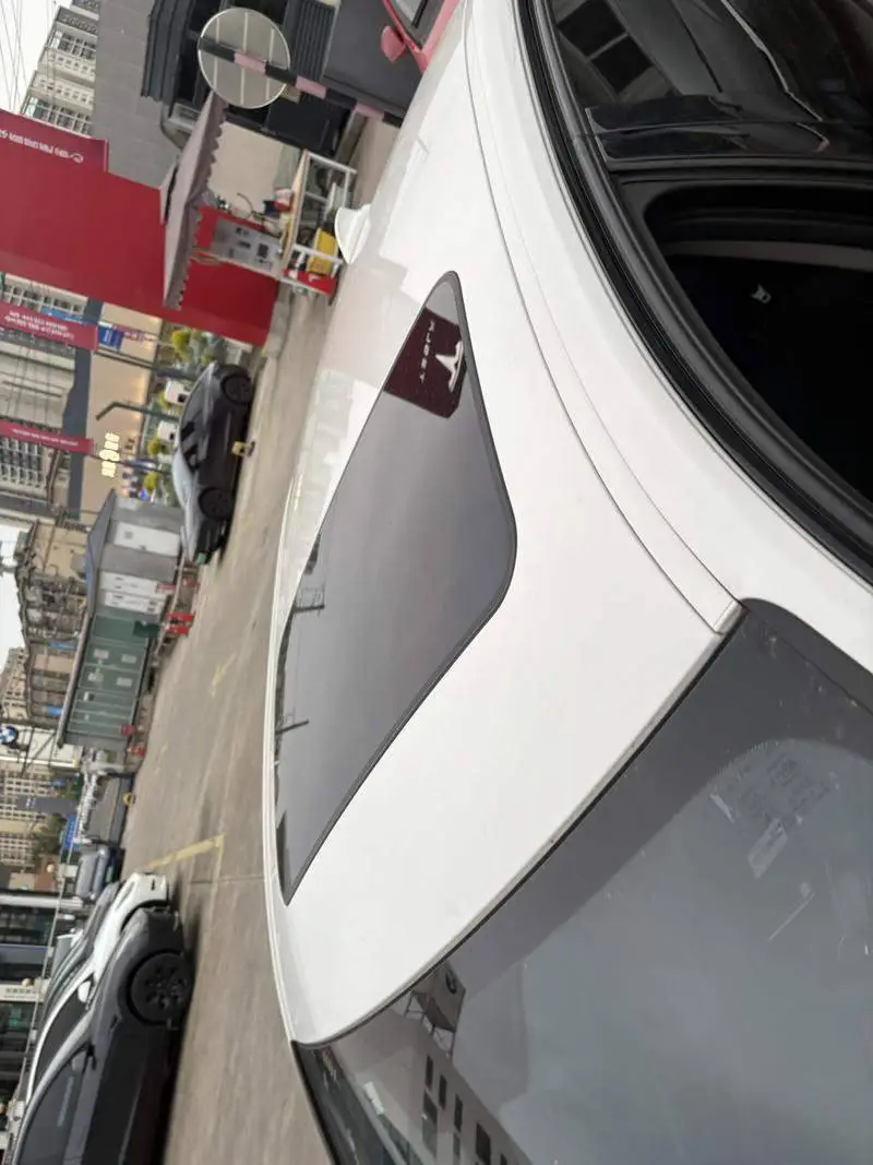 BMW 3 Series 2018 320Li M Sport Night Edition — 10