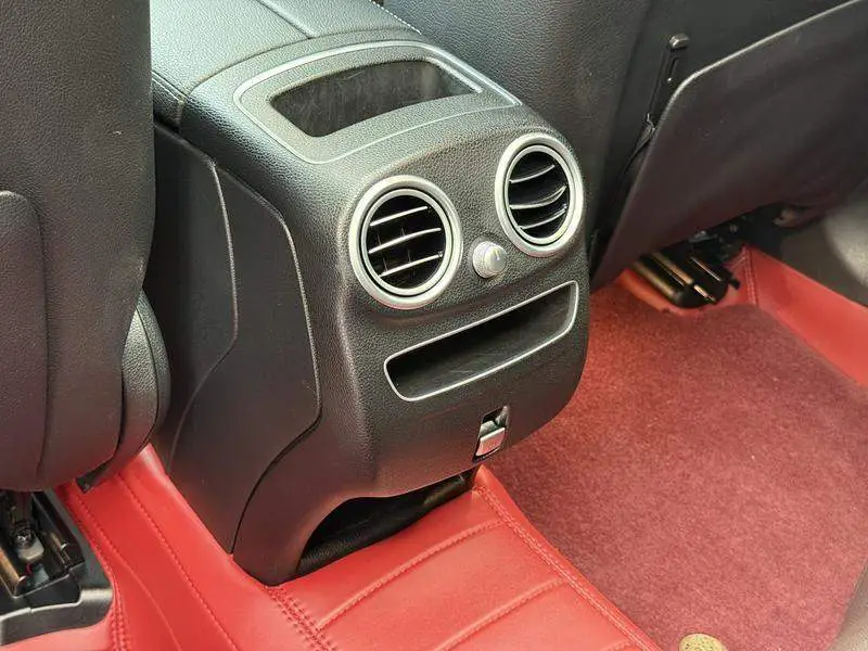 Mercedes-Benz GLC 2020 GLC 300 L 4MATIC Dynamic — 19