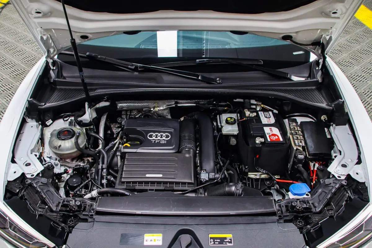 Audi Q3 2022 35 TFSI Progressive Dynamic Edition — 18