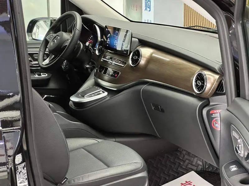 Mercedes-Benz V-Class 2020 V 260 L Long Wheelbase Luxury Edition — 10