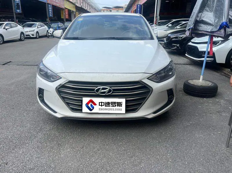 Leading 2016 1.6L Automatic Intelligent Elite — 2
