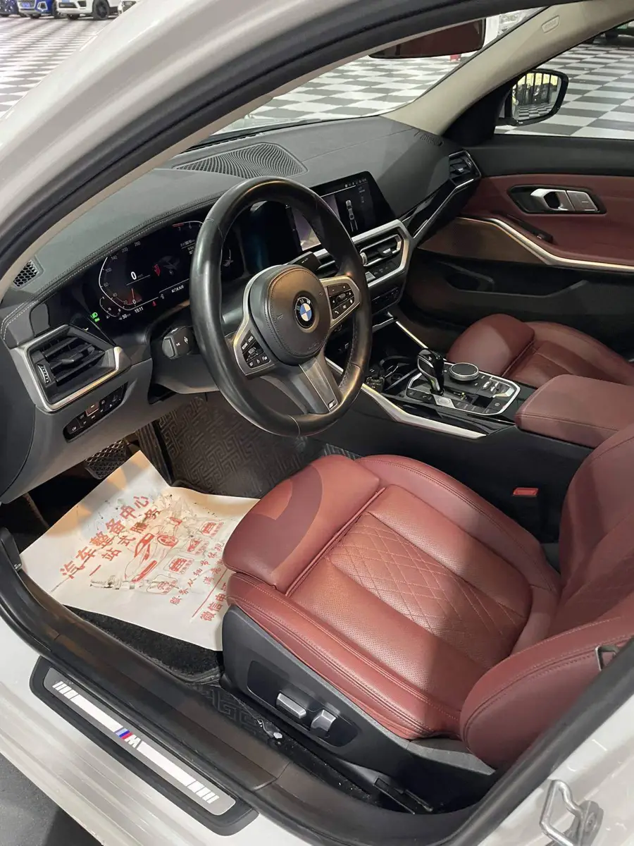BMW 3 Series 2022 facelift 320Li M Sport Package — 12