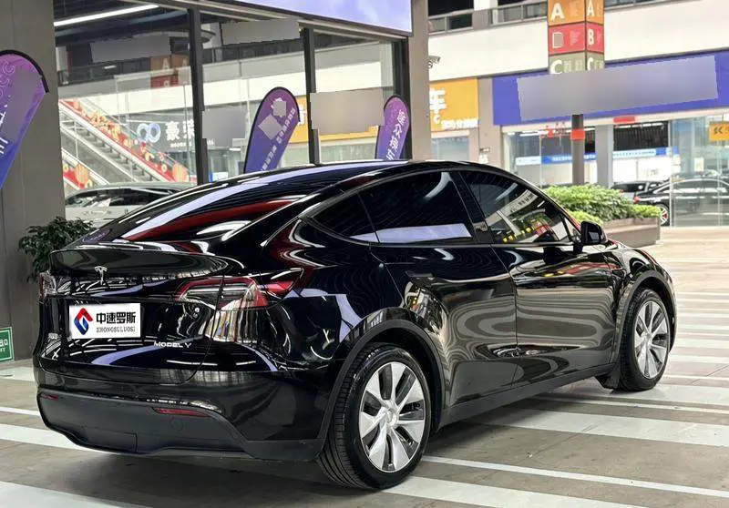 Model Y 2022 rear-wheel drive version — 5