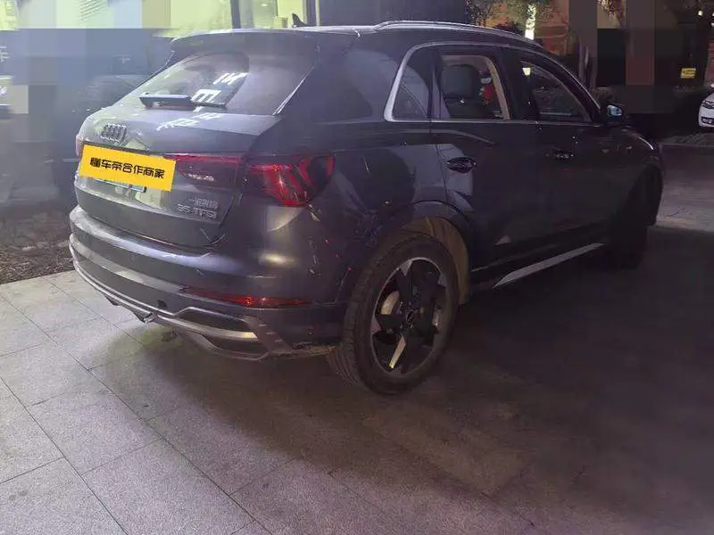 Audi Q3 2022 35 TFSI Stylish and Dynamic — 6