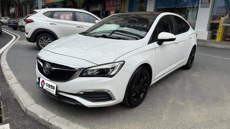 Valeant 2019 Sedan 20T Dual Clutch Leading Model