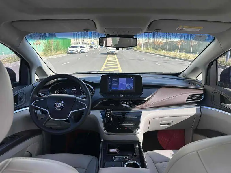 Buick GL8 2021 Land Business Class 652T Comfort — 7