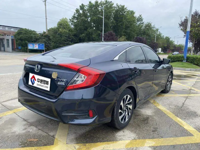 Civic 2016 220TURBO CVT Deluxe Edition — 6