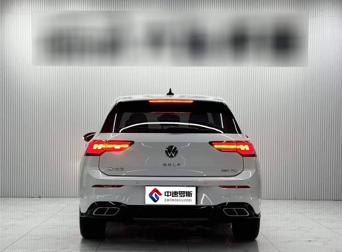 Golf 2023 facelift 280TSI DSG R-Line Lite — 4