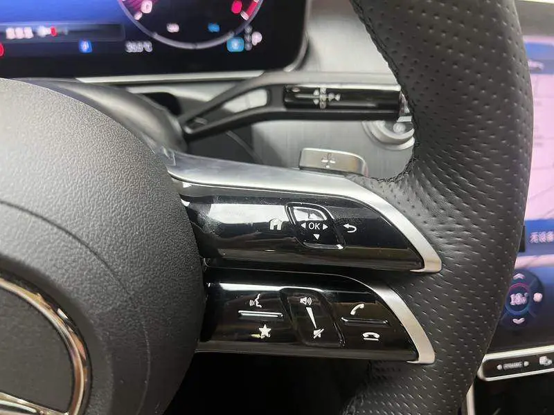 Mercedes-Benz C-Class 2023 C 260 L Sport — 12