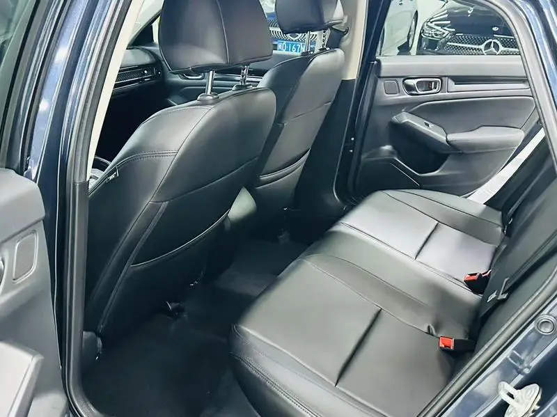 Civic 2022 240TURBO CVT Dynamic Edition — 9