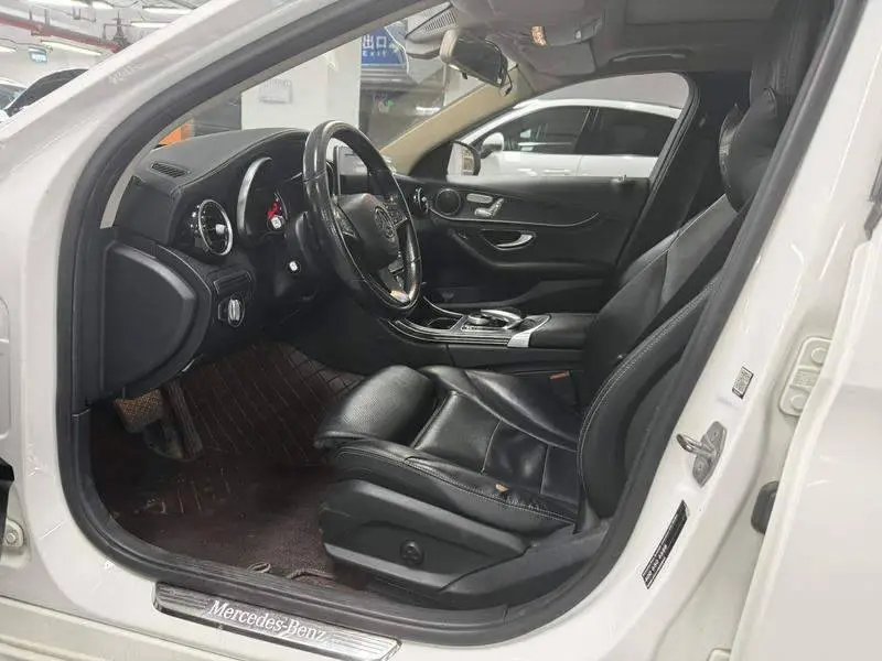 Mercedes-Benz C-Class 2017 C 200 L Sport — 10