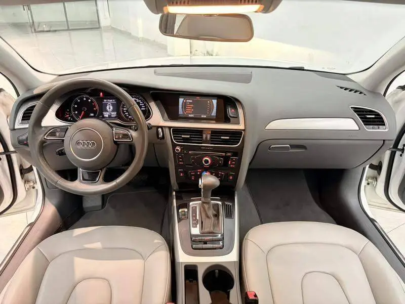 Audi A4L 2013 35 TFSI Automatic Standard Model — 11