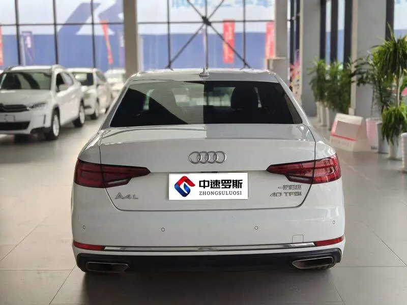 Audi A4L 2019 40 TFSI Progressive National VI — 3