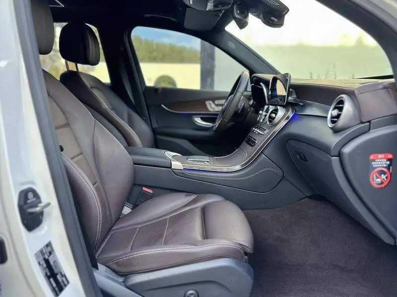Mercedes-Benz GLC 2021 GLC 300 L 4MATIC Dynamic — 13