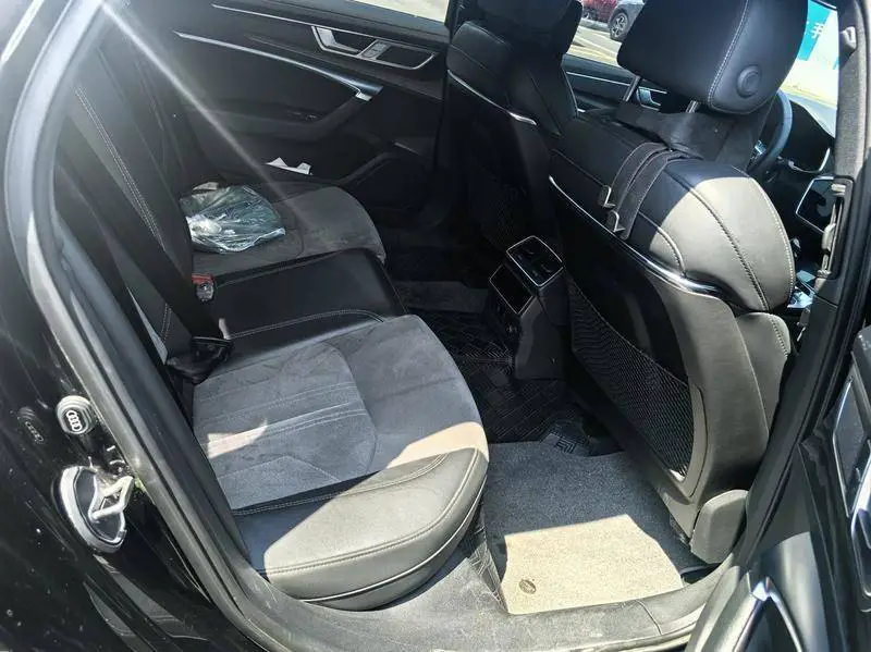 Audi A6L 2024 45 TFSI quattro Selected Dynamic Edition — 9