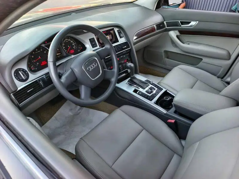 Audi A6L 2011 2.0 TFSI Automatic Standard Model — 14
