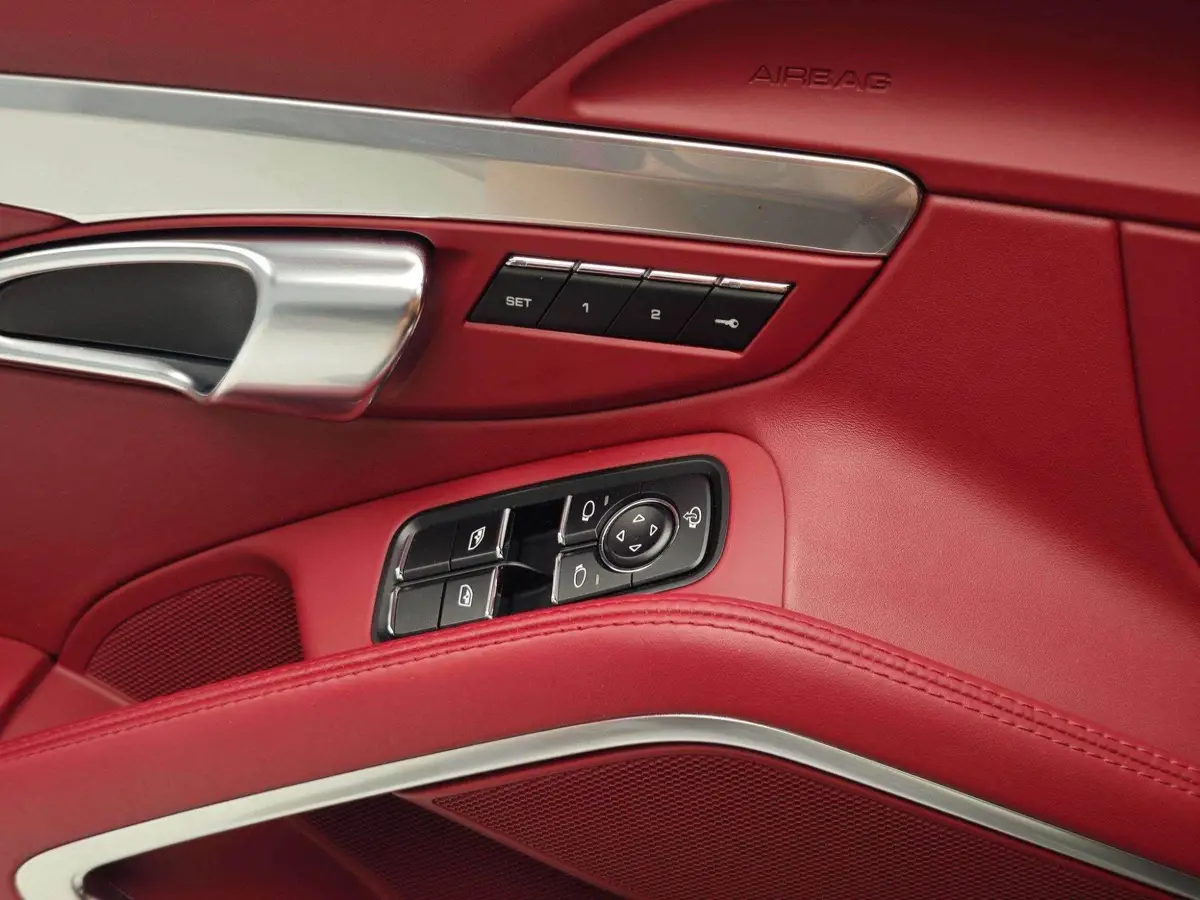 Porsche 718 2020 Boxster 2.0T — 14