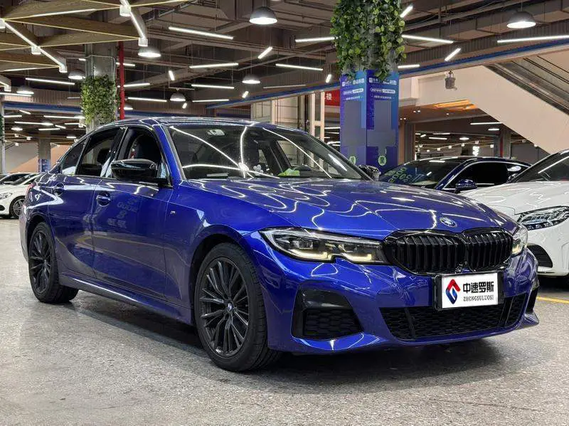 BMW 3 Series 2020 325i M Sport Night Edition — 3