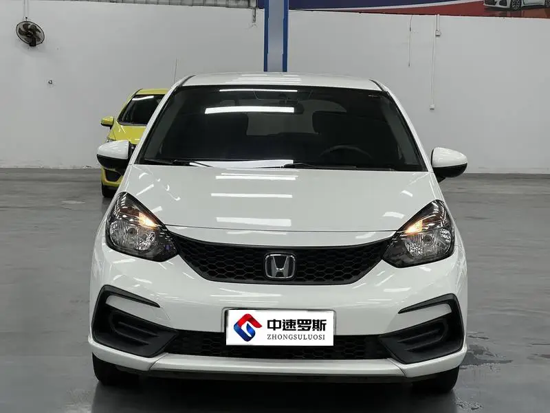 Fit 2021 1.5L CVT Trendy Edition — 2