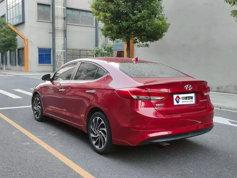 Leading 2019 1.5L CVT Intelligent Elite — 4