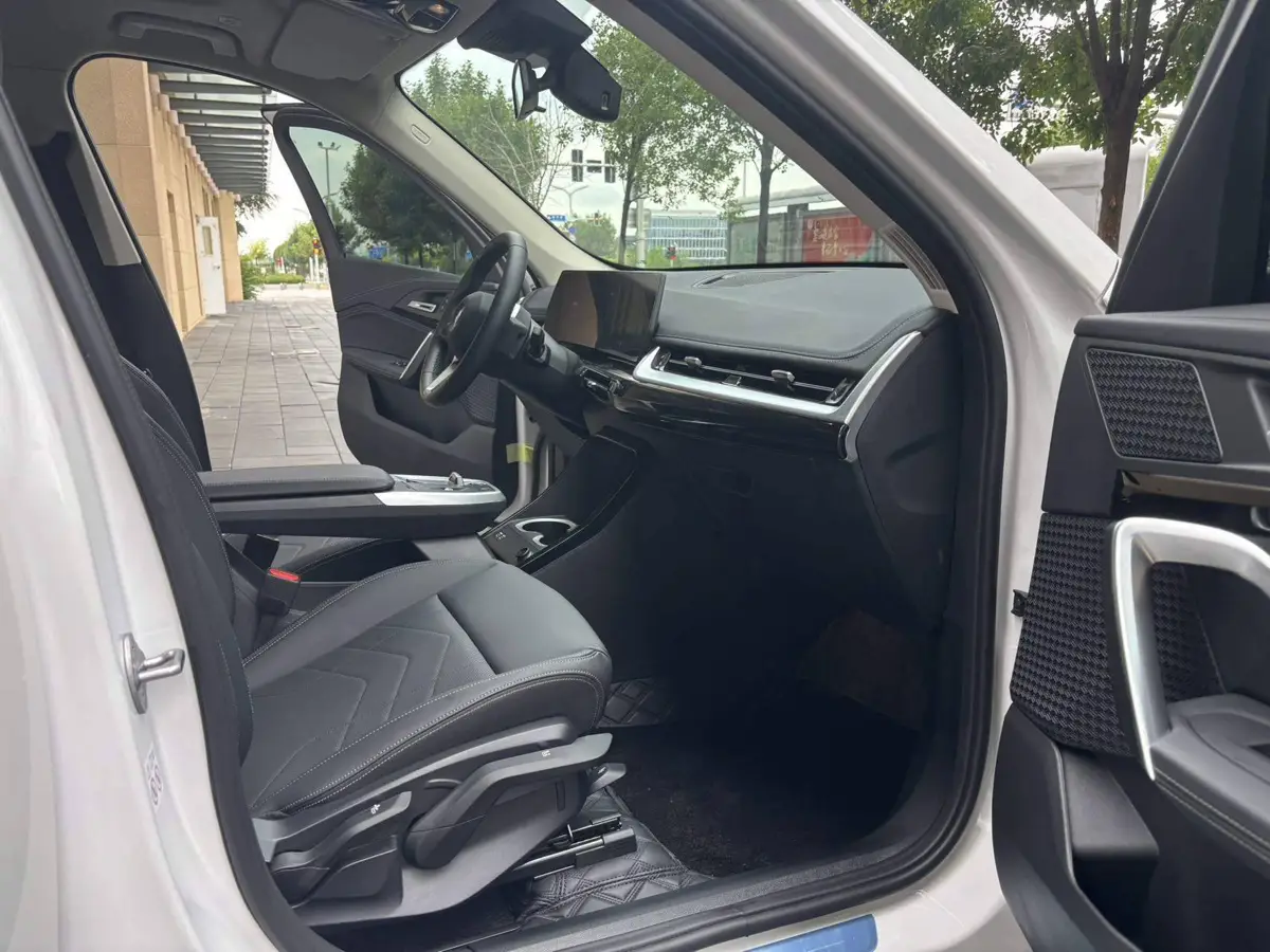 BMW X1 2023 sDrive20Li X Design Package — 9