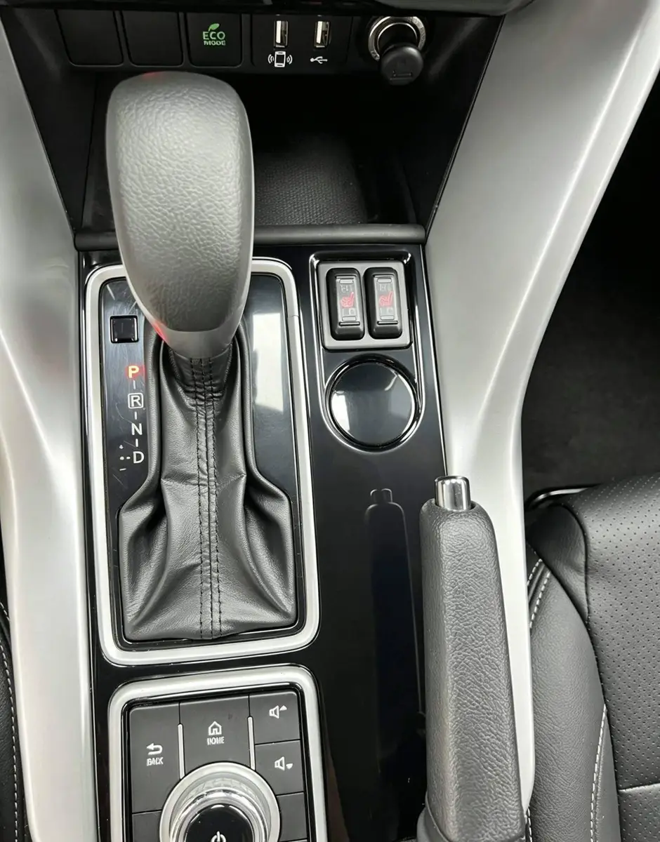 Yige 2022 1.5T CVT 2WD Fearless Edition — 17