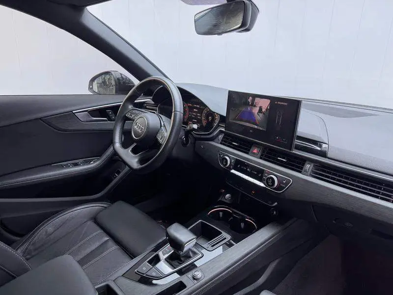 Audi A4L 2023 40 TFSI Luxury Dynamic Edition — 19