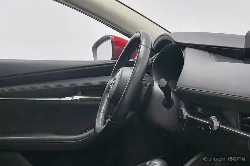 Mazda 3 Angkesaila 2021 2.0L Automatic Premium Edition — 11