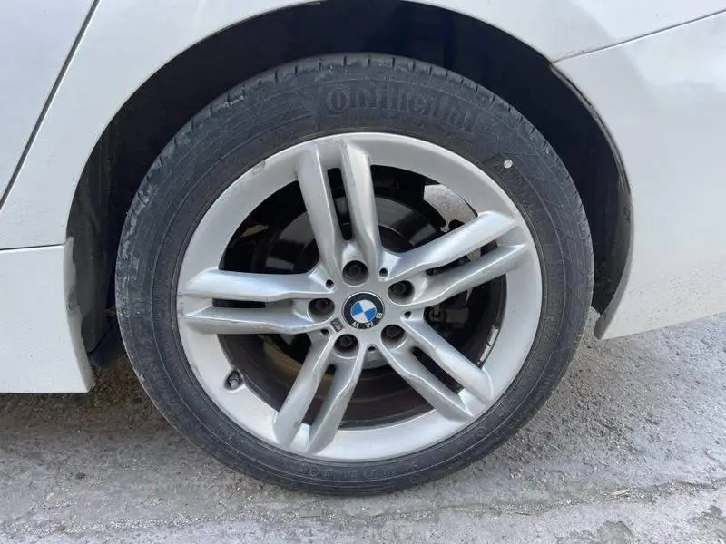 BMW 1 Series 2020 120i M Sport Package — 5