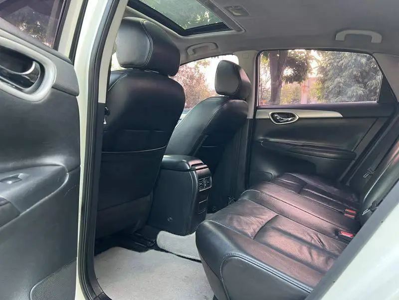 Sylphy 2014 1.6XV CVT Premium Edition — 9