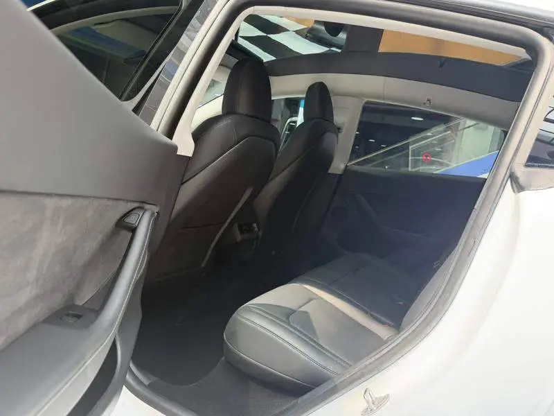 Model Y 2022 facelifted rear-wheel drive version — 9