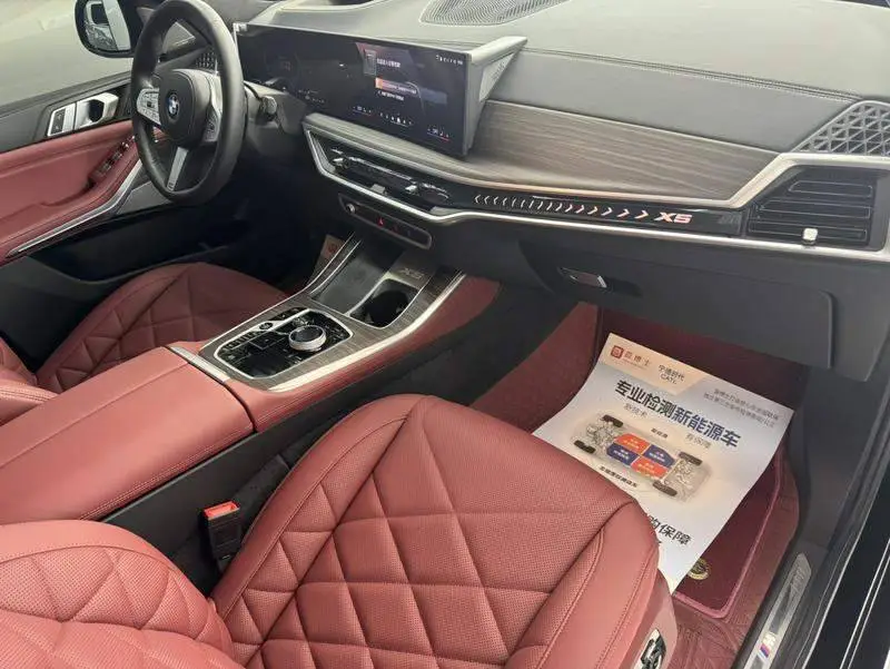 BMW X5 2025 xDrive 40Li M Sport Night Package — 10