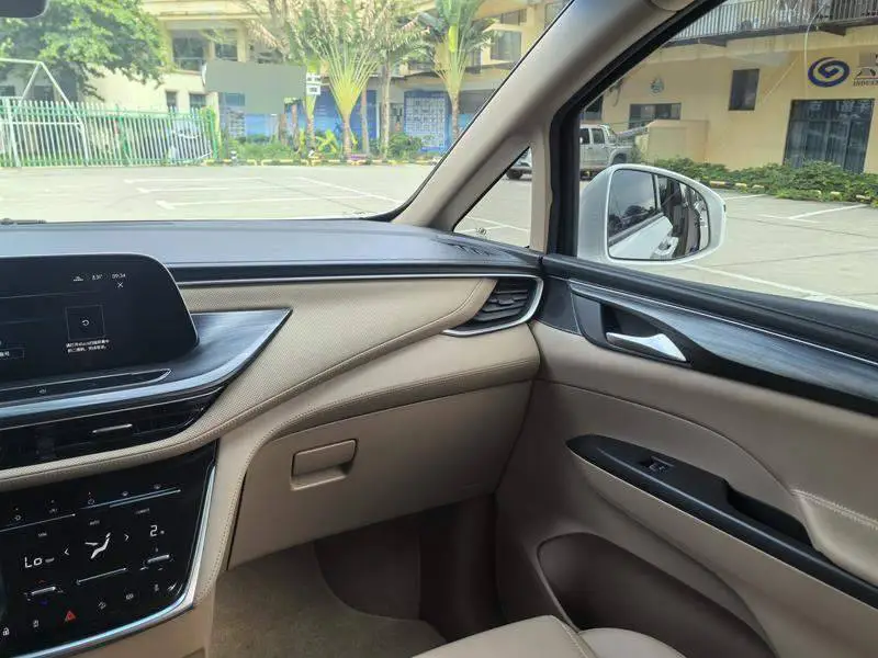 Buick GL8 2021 ES Lu Zun 653T Premium Edition — 11