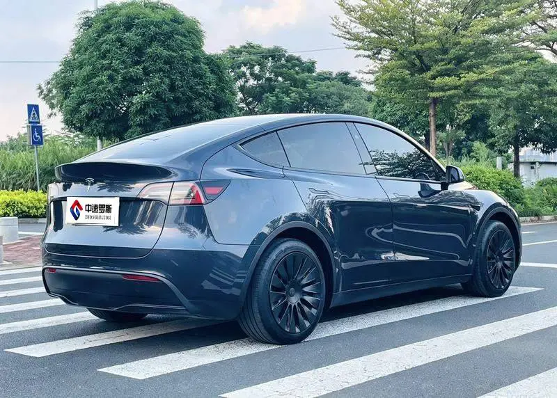 Model Y 2024 rear-wheel drive version — 9