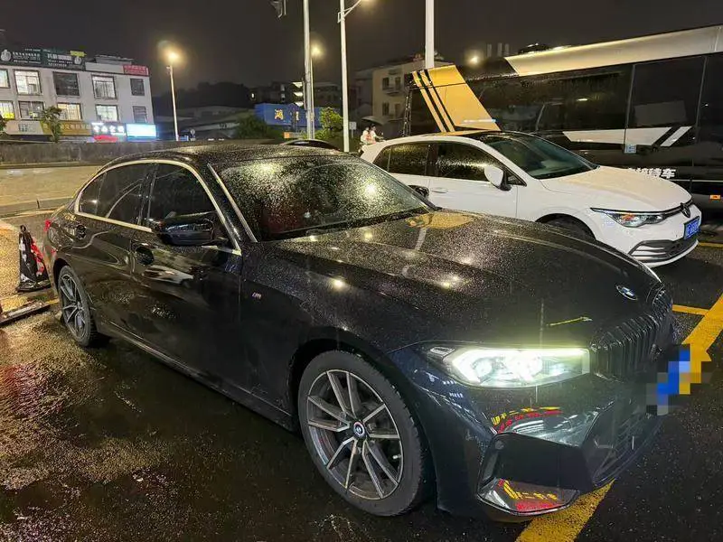 BMW 3 Series 2023 325Li M Sport Package — 3