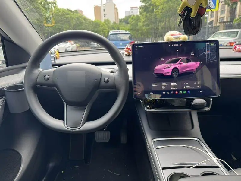 Model Y 2023 rear-wheel drive version — 9