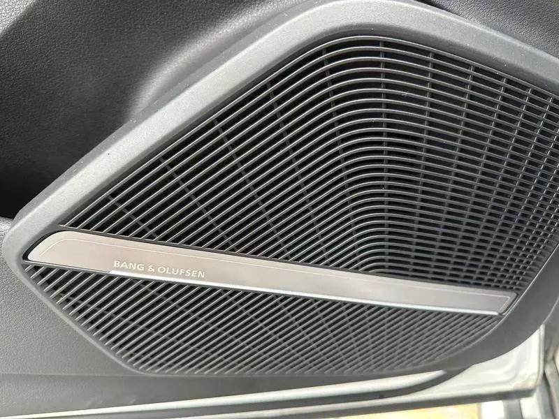 Audi Q5L 2022 Model 45T Luxury Elegant Model — 6