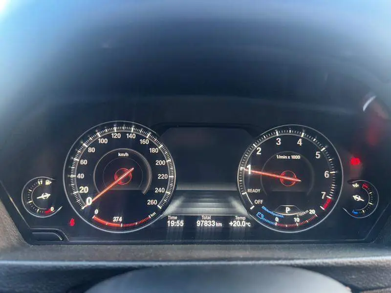 BMW 3 Series 2019 320Li Fashion Edition — 18