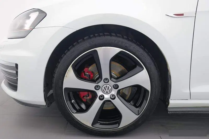 Golf GTI 2016 2.0TSI GTI — 11