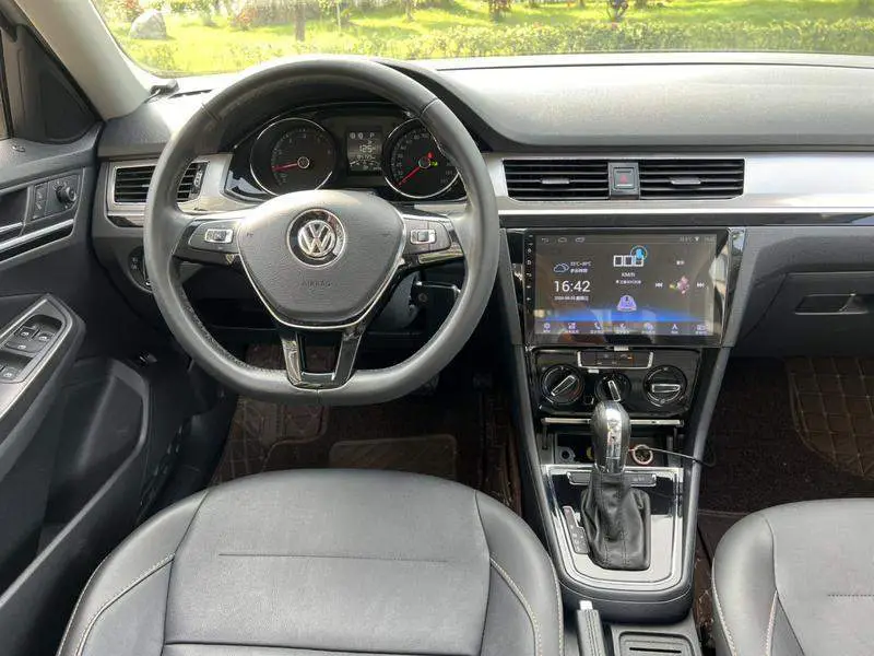 Bora 2018 1.5L Automatic Comfort — 19