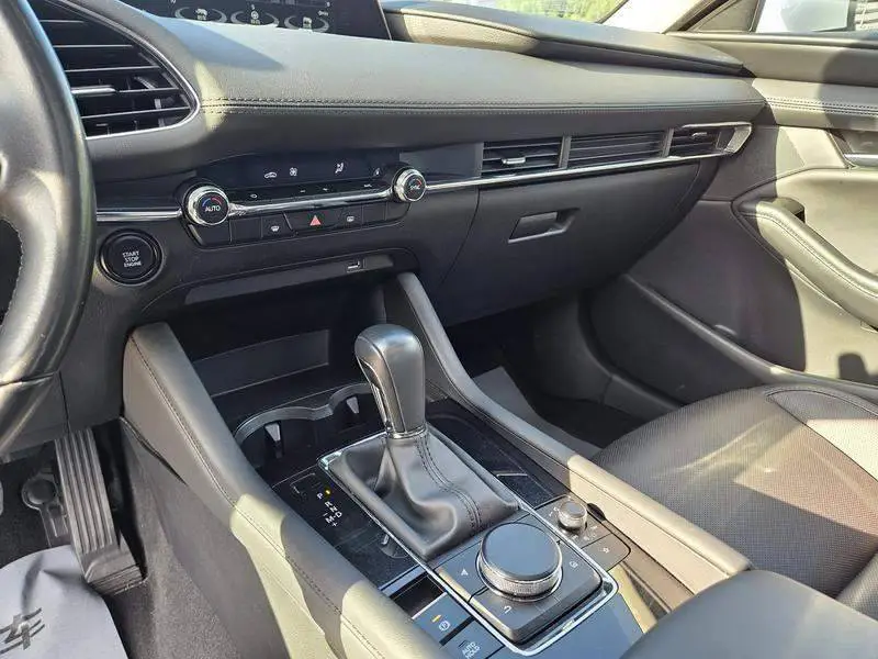 Mazda 3 Angkesaila 2023 2.0L Automatic Elegant Edition — 8
