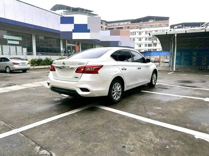 Sylphy 2018 1.6XV CVT Premium Edition — 7