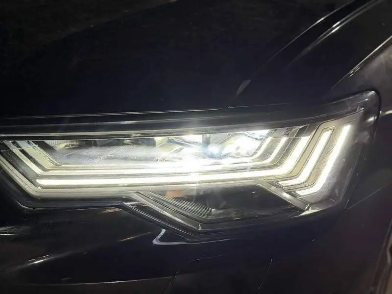 Audi A6L 2023 55 TFSI quattro Premium Dynamic Edition — 6